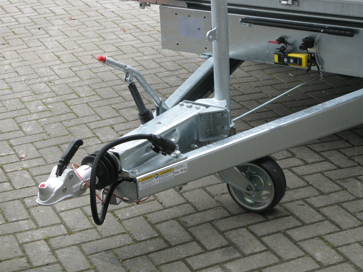 Humbaur HTK 3500.41 ALU Tridem 3 Achser mit E-Pumpe – Bild 2