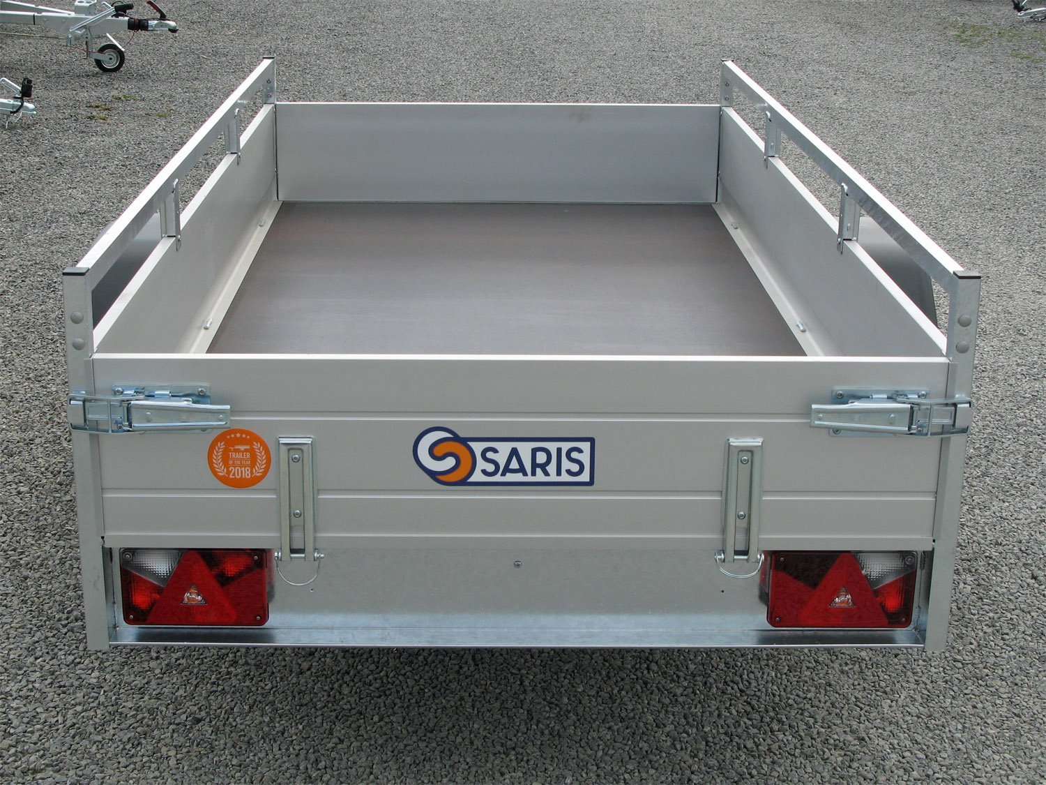 Saris MP 255 133 1350 1 100 km/h und Klappe vorne – Bild 3